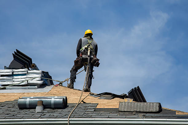 Professional Gutter Installation technician working in Rock Springs, NM